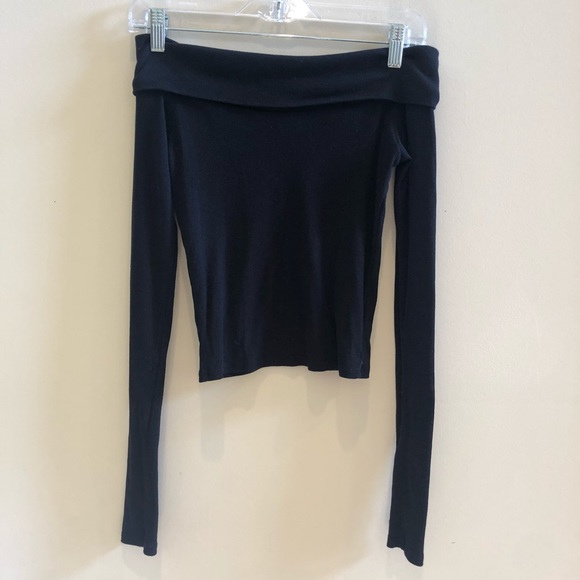 LA Hearts Off the Shoulder Long Sleeve Crop Top - Picture 2 of 5